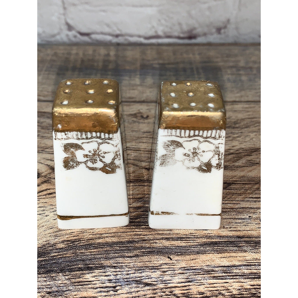 Vintage Bavaria Miniature White Gold Salt & Pepper Shakers Porcelain 1 3/4”