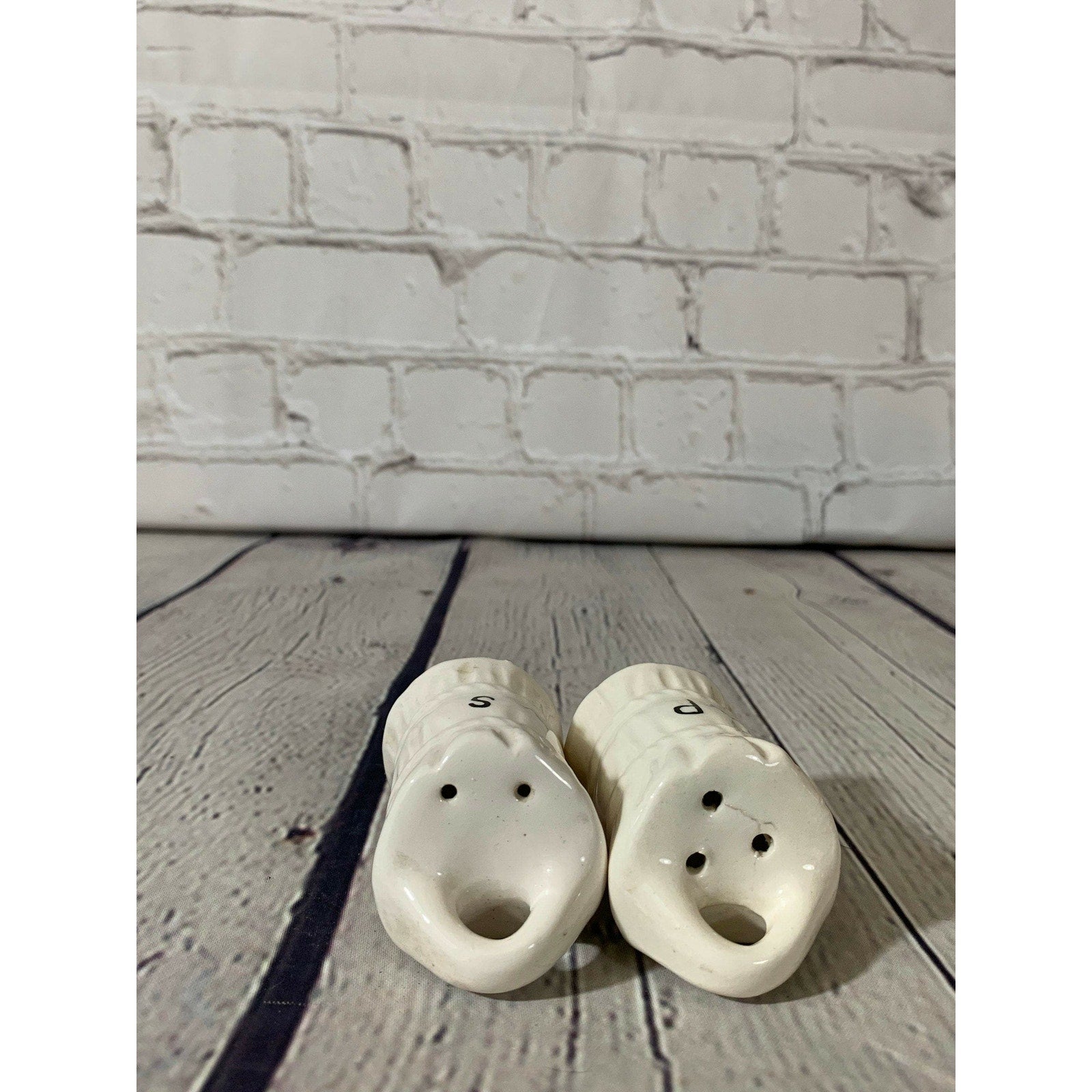 Vintage Ceramic Bale of Hay Salt & Pepper Shakers-Occupied Japan 1945-1952