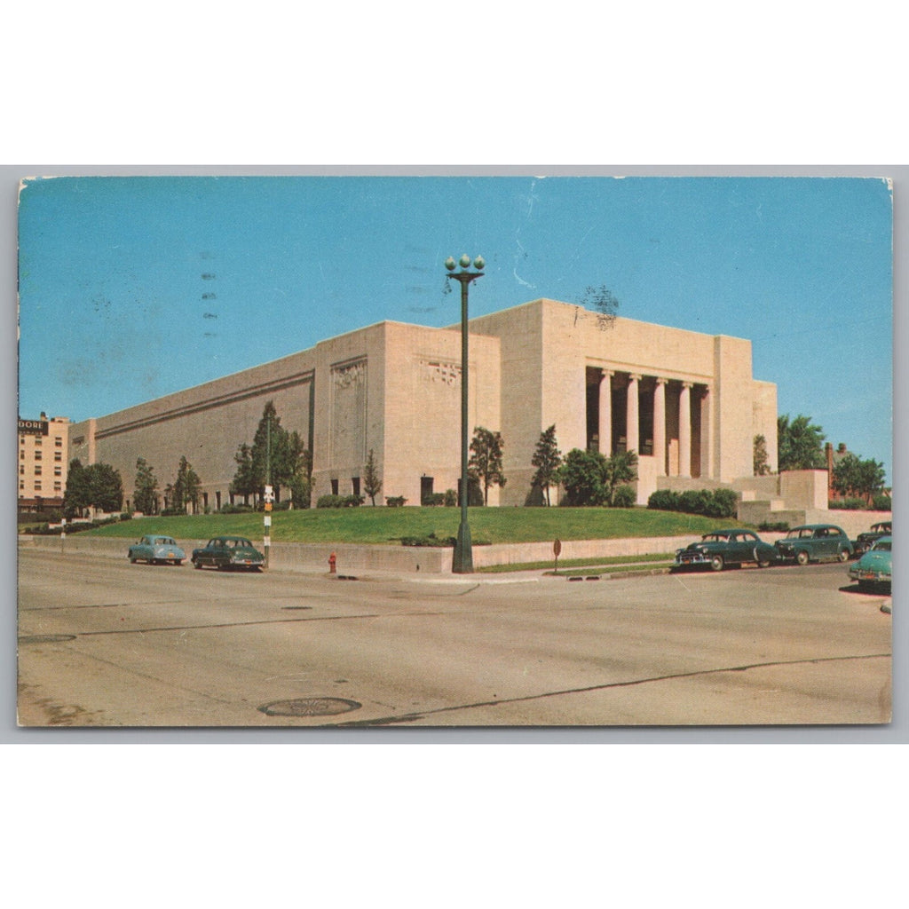 Joslyn Art Museum, Cultural Center, Ohaha, Nebraska, Vintage Post Card.