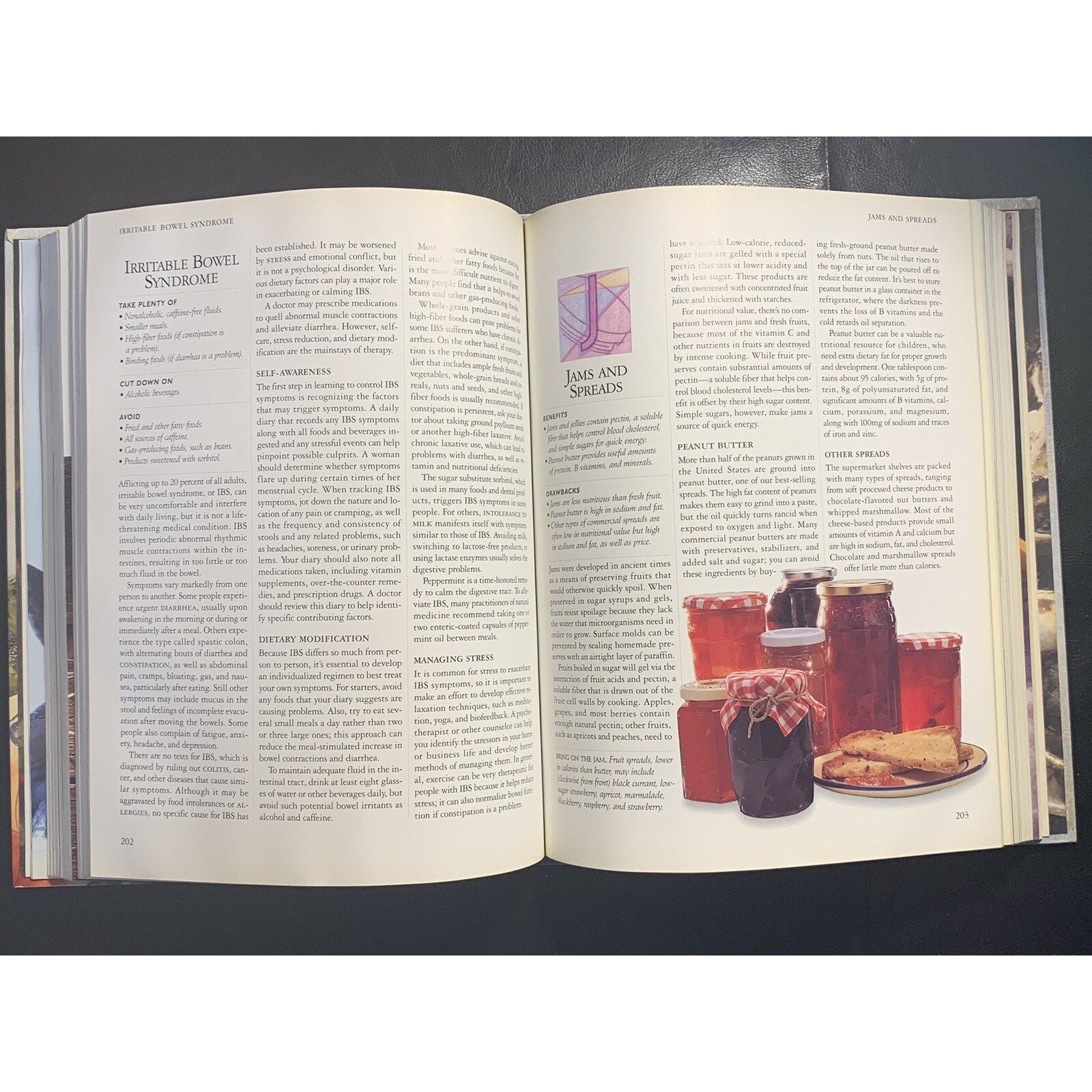 Foods That Harm, Foods That Heal : An A-Z Guide Safe & Healthy Eating 1997