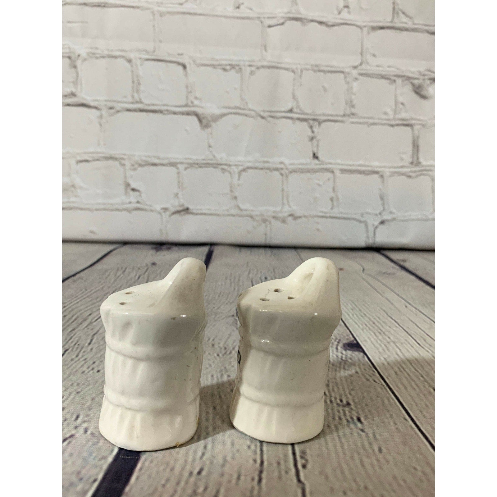 Vintage Ceramic Bale of Hay Salt & Pepper Shakers-Occupied Japan 1945-1952