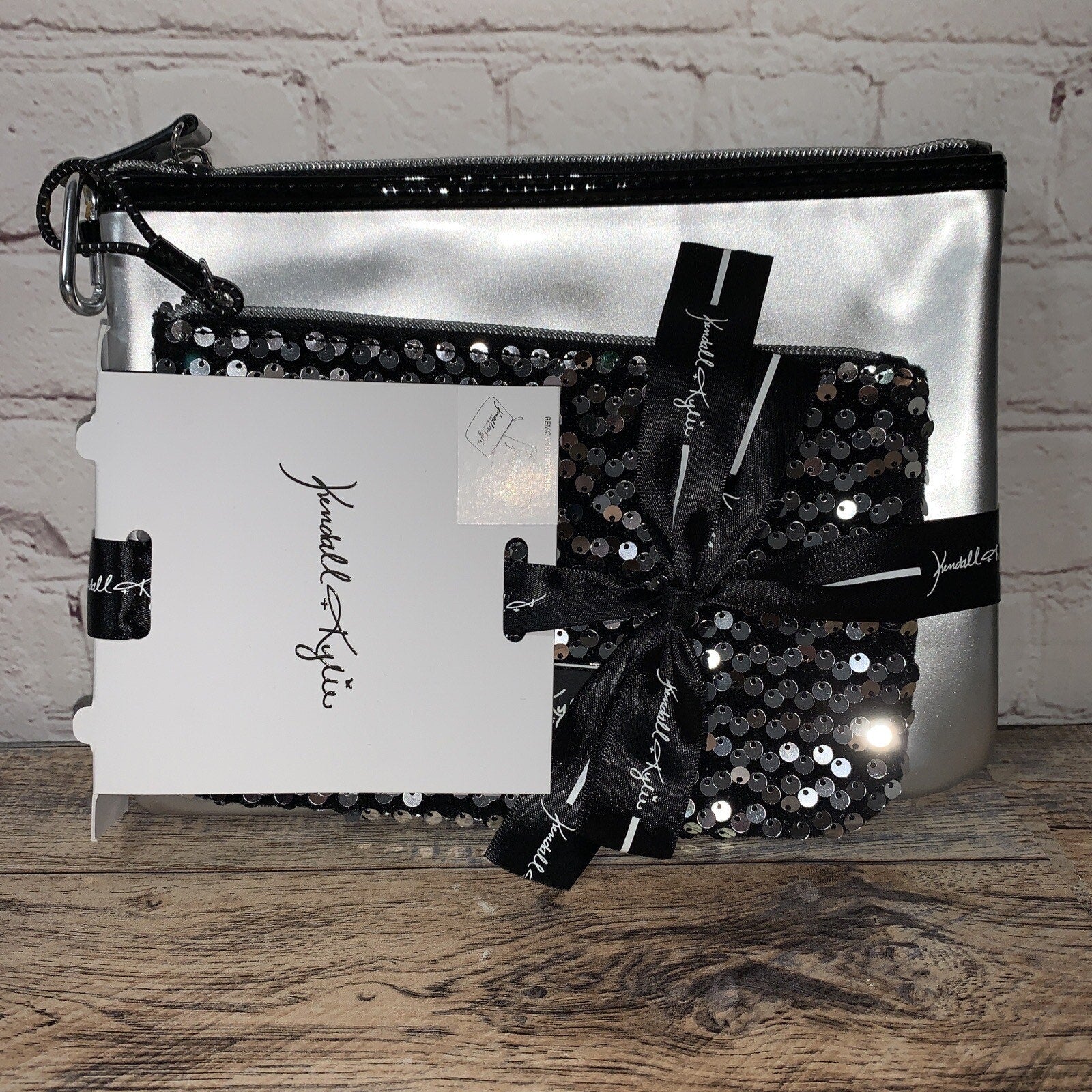 Kendall + Kylie Envelope Clutch Cosmetic Zip Pouch Gift Pack Silver Black Sequin