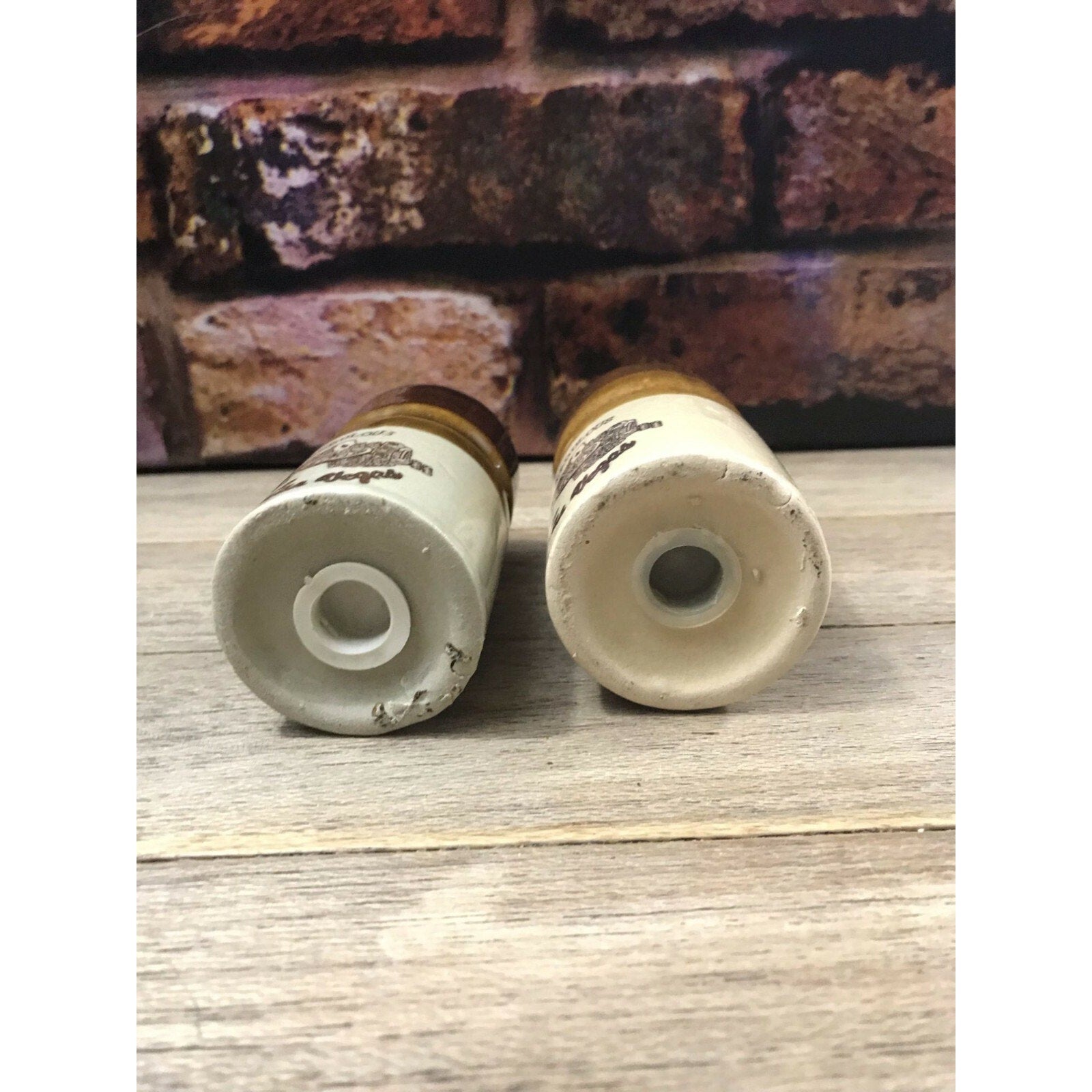 Vintage Ceramic Glazed Fabulous Las Vegas Salt & Pepper Shakers