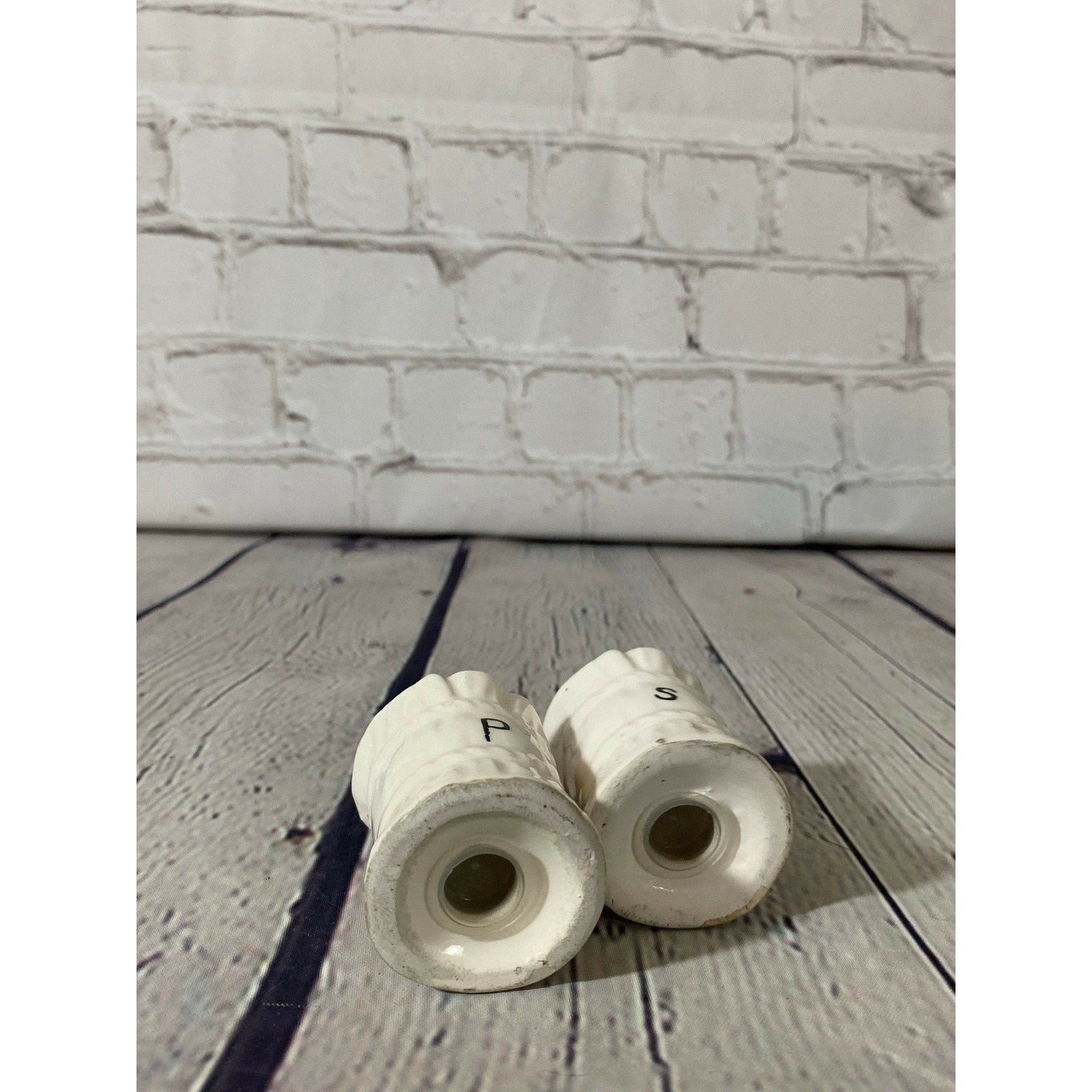 Vintage Ceramic Bale of Hay Salt & Pepper Shakers-Occupied Japan 1945-1952