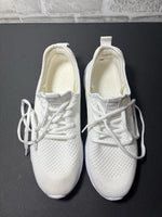 Mens 8.5 White Mesh Lace Up Walking Sneakers Lightweight Comfort