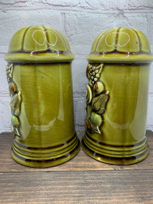 Vintage Ceramic Shawnee Style Stove Range Salt & Pepper Shakers X-Large 1950s Japan