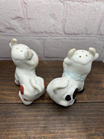 Vintage Chalk-ware Cows Salt & Pepper Shakers- Taiwan 1970s