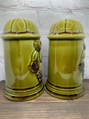 Vintage Ceramic Shawnee Style Stove Range Salt & Pepper Shakers X-Large 1950s Japan