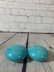 Vintage Ceramic Small Round Turquoise/Aqua Salt & Pepper Shakers -Japan
